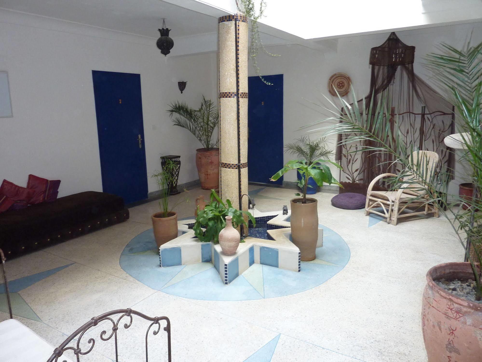 Villa Nour As-Sawíra Exteriér fotografie
